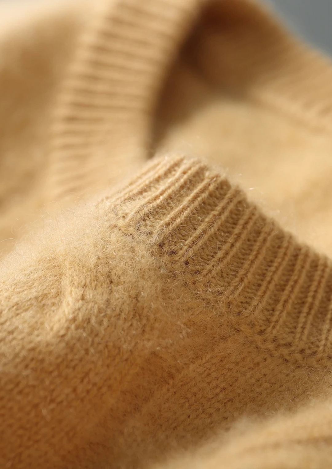 Albany Cable Knit CASHMERE CREWNECK