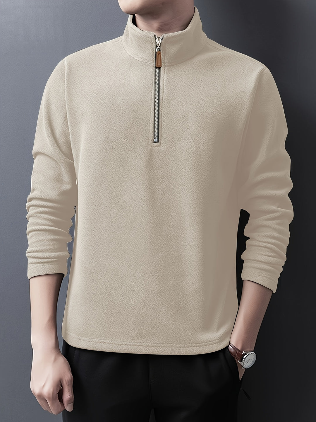 AUGUST COAST HALF-ZIP